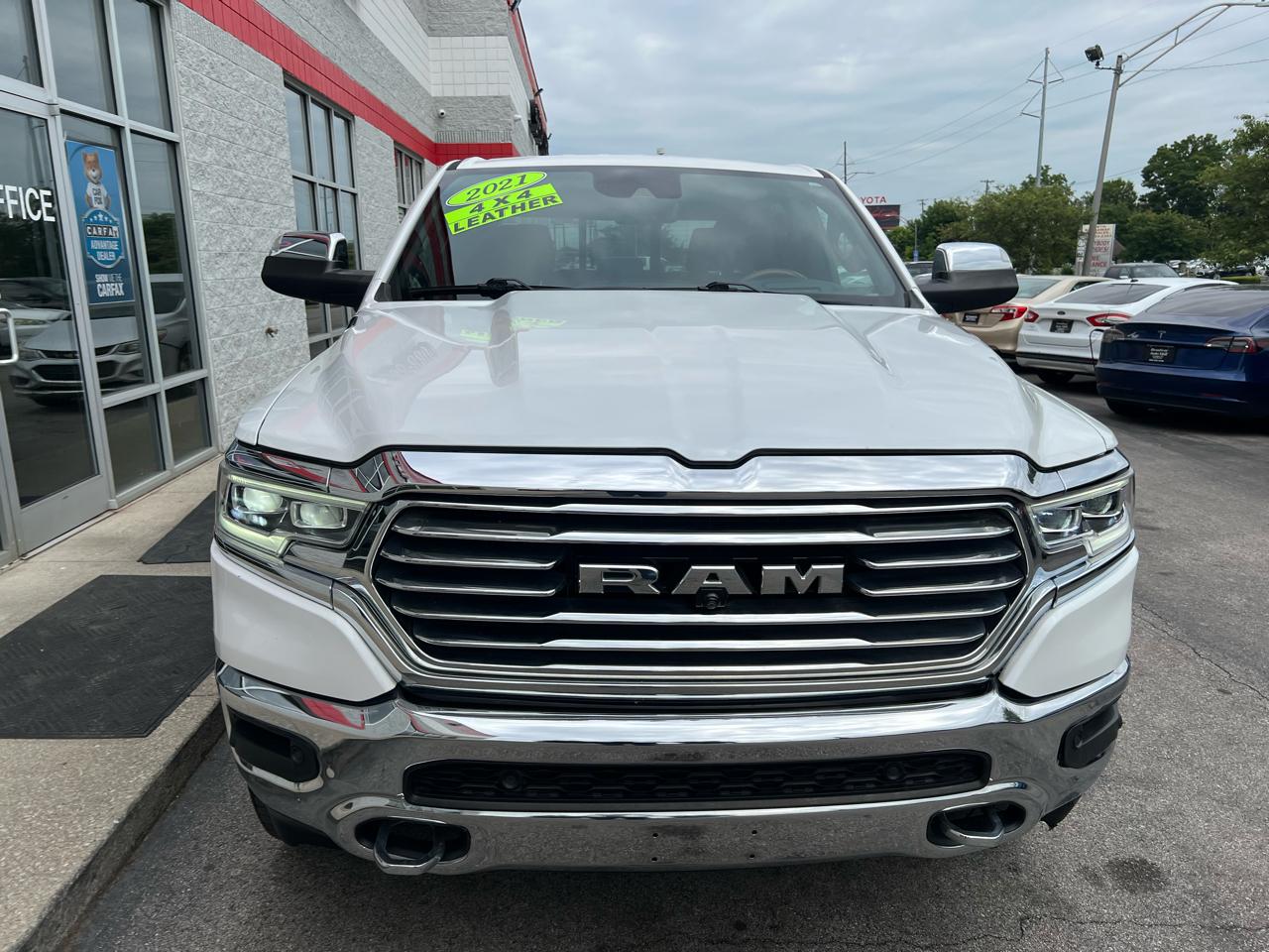 RAM 1500 4WD Crew Cab 140.5" Laramie Longhorn Edition 2021