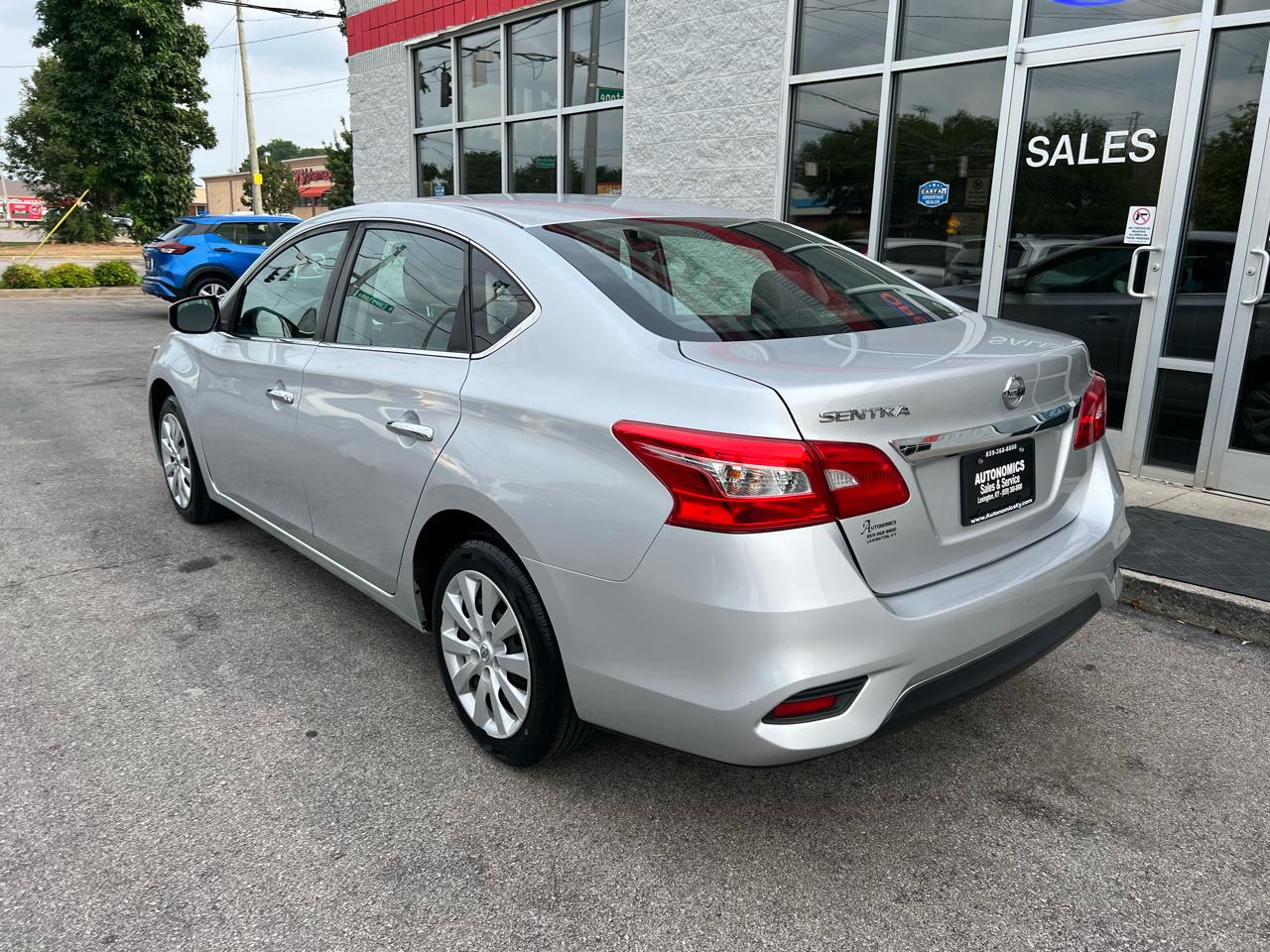 Nissan Sentra S CVT 2018