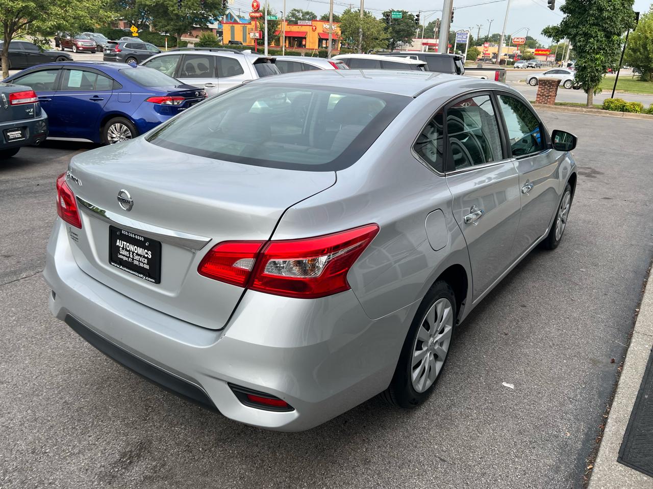 Nissan Sentra S CVT 2018