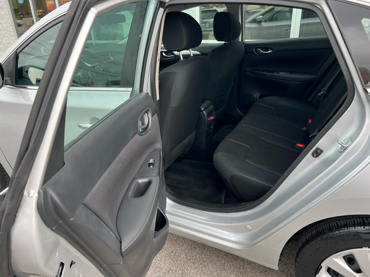 Nissan Sentra S CVT 2018