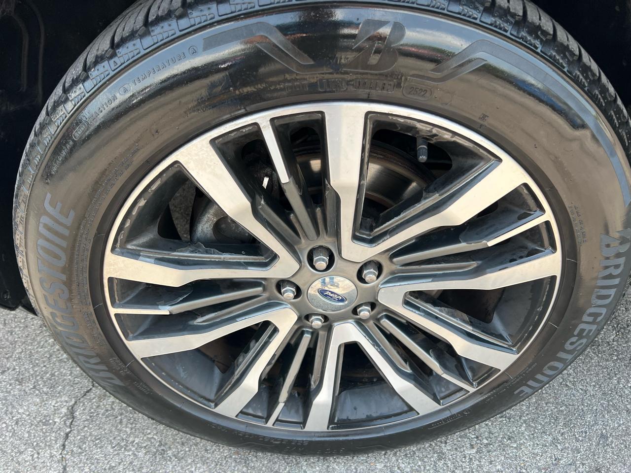 Ford Explorer 4WD 4dr Platinum 2016