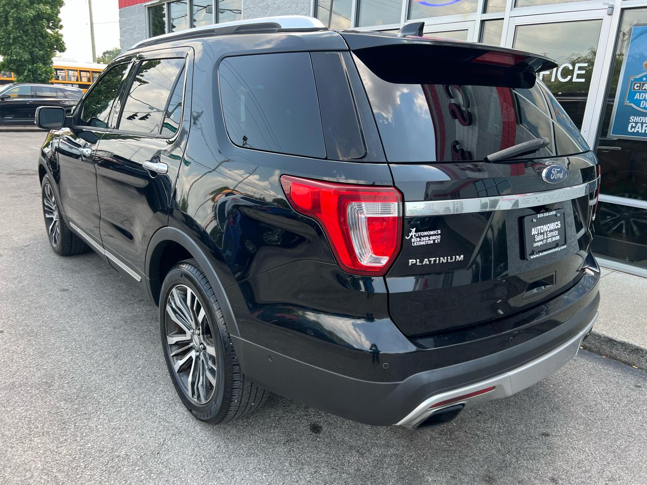 Ford Explorer 4WD 4dr Platinum 2016