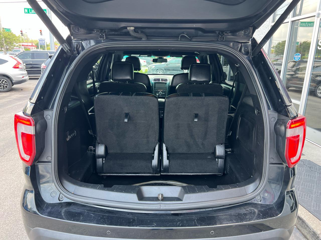 Ford Explorer 4WD 4dr Platinum 2016