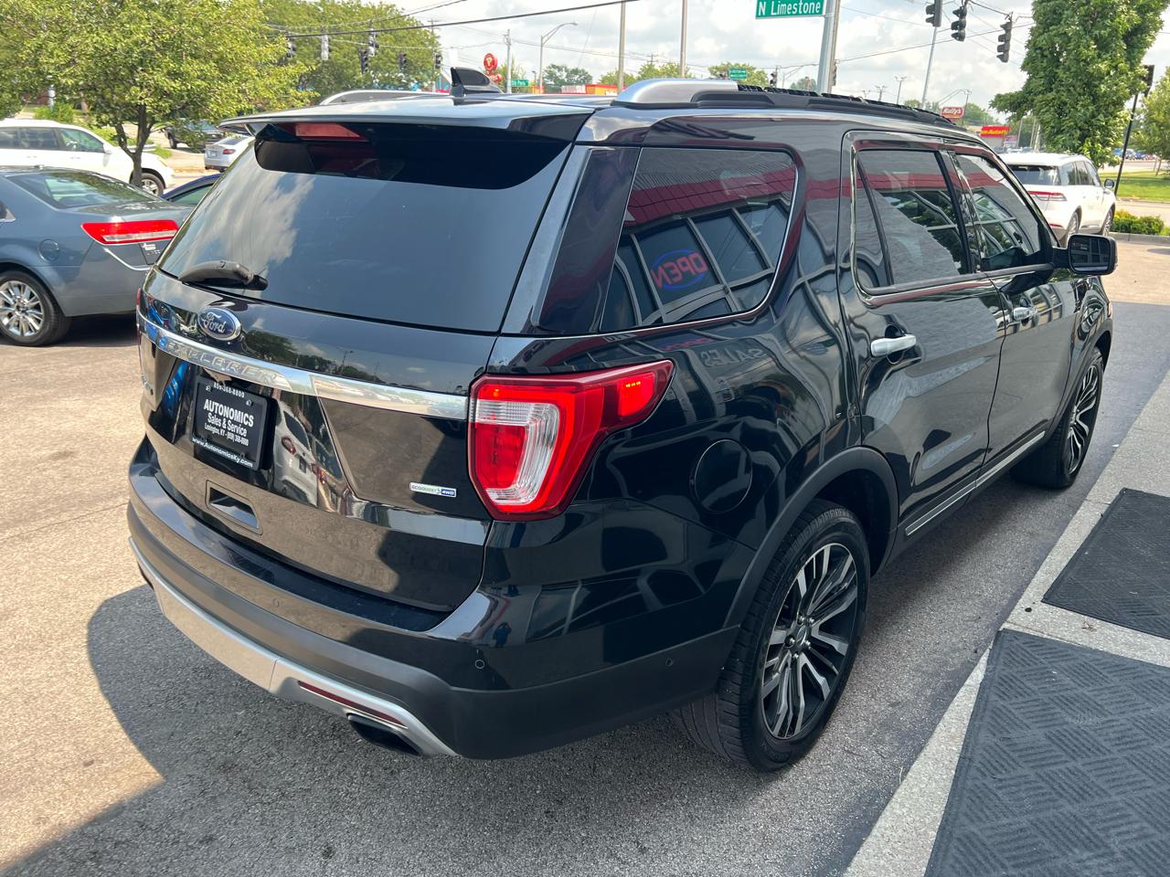 Ford Explorer 4WD 4dr Platinum 2016