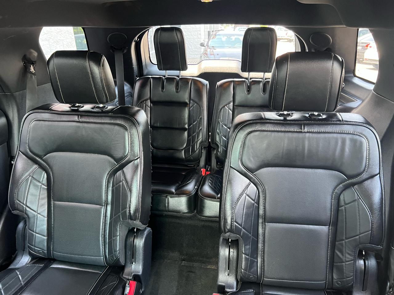 Ford Explorer 4WD 4dr Platinum 2016