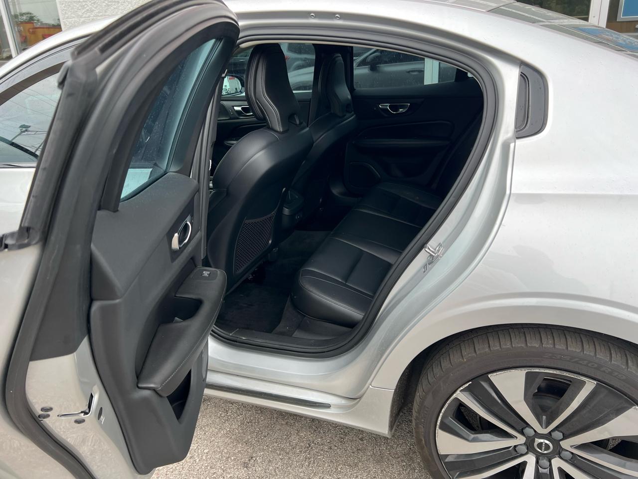 Volvo S60 B5 FWD Inscription 2022