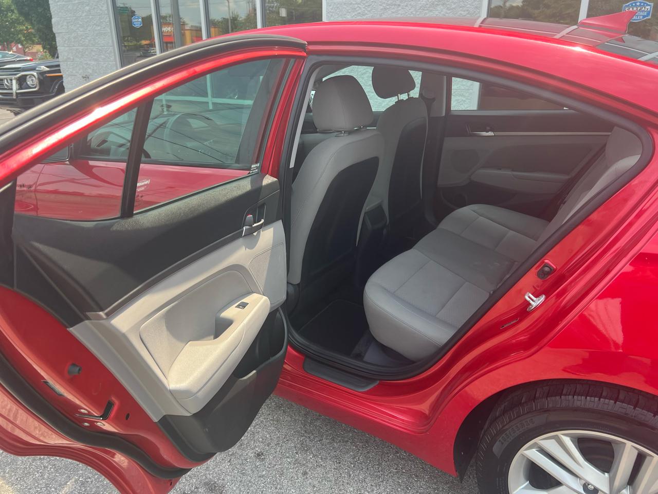 Hyundai Elantra SEL 2.0L Auto 2020