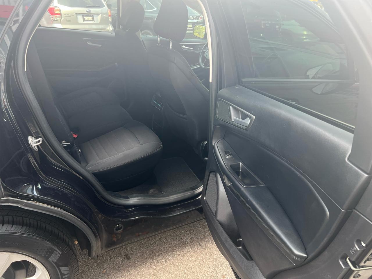 Ford Edge SE FWD 2020