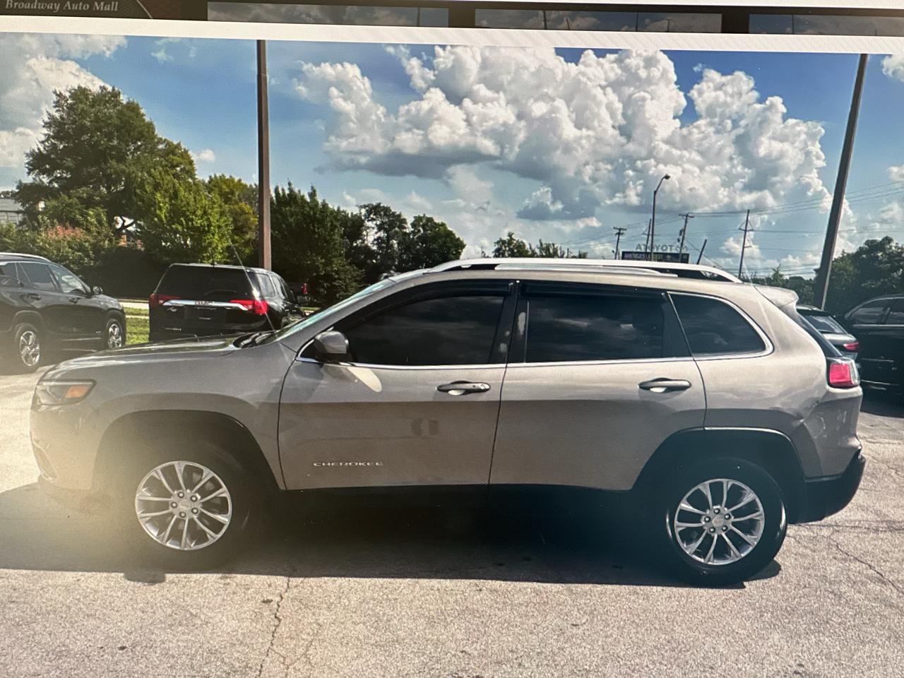 Jeep Cherokee 4dr Limited 2019