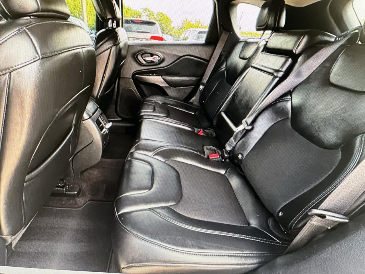 Jeep Cherokee 4dr Limited 2019