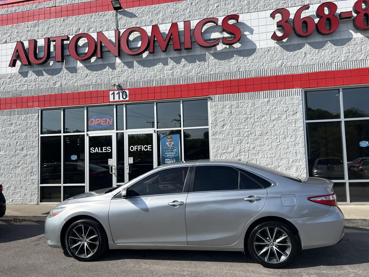 Toyota Camry XLE Auto (Natl) 2017