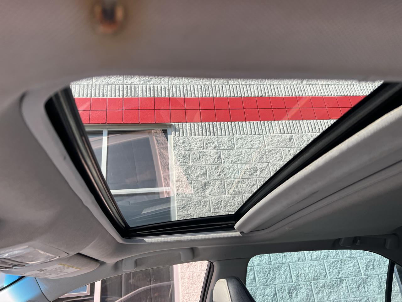 Toyota Camry XLE Auto (Natl) 2017