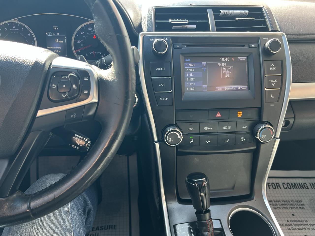 Toyota Camry XLE Auto (Natl) 2017