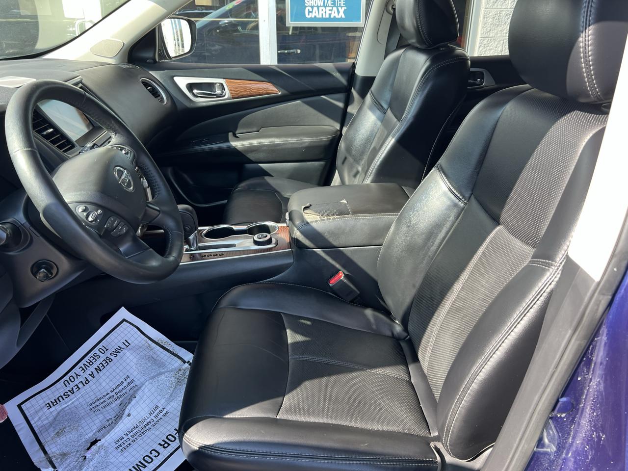 Nissan Pathfinder 4x4 Platinum 2019