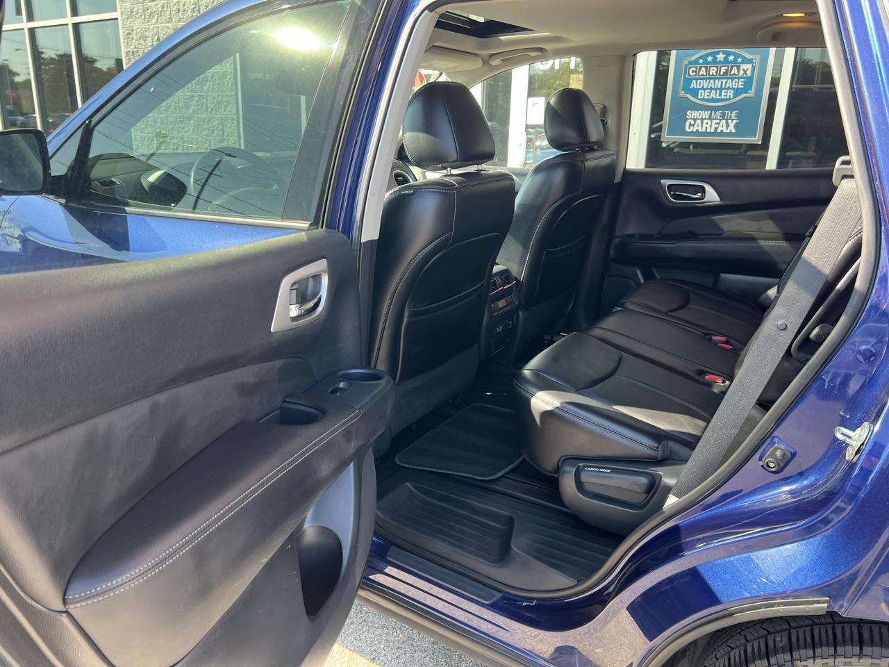 Nissan Pathfinder 4x4 Platinum 2019