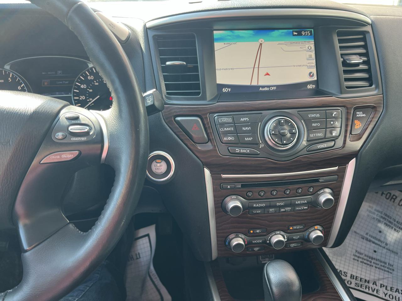 Nissan Pathfinder 4x4 Platinum 2019
