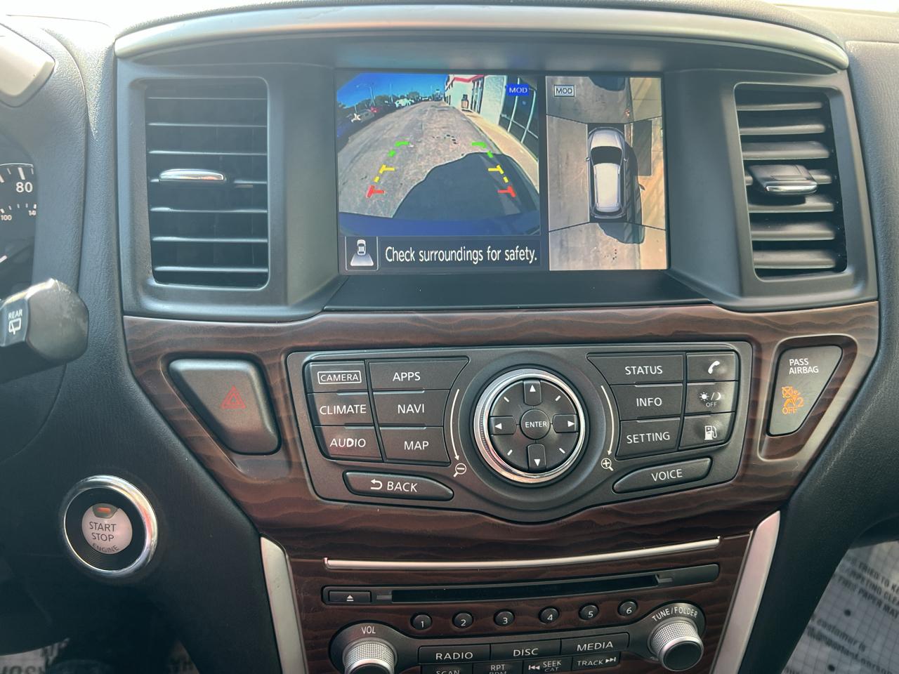 Nissan Pathfinder 4x4 Platinum 2019