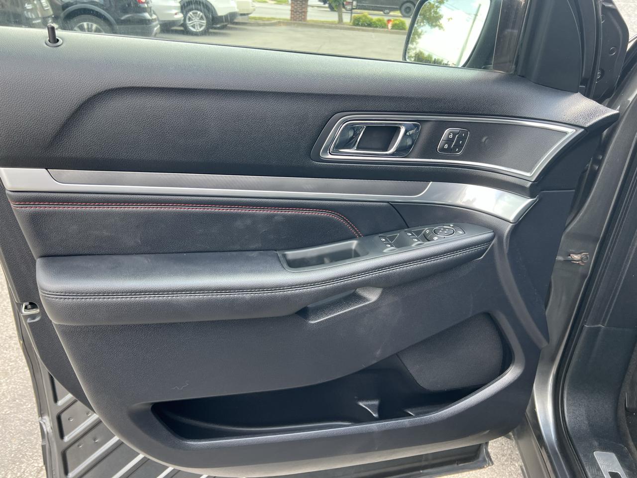 Ford Explorer Sport 4WD 2019
