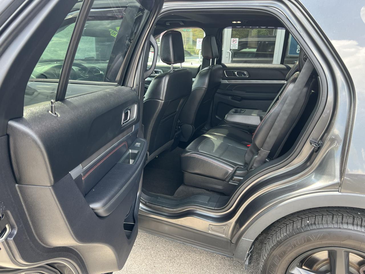 Ford Explorer Sport 4WD 2019