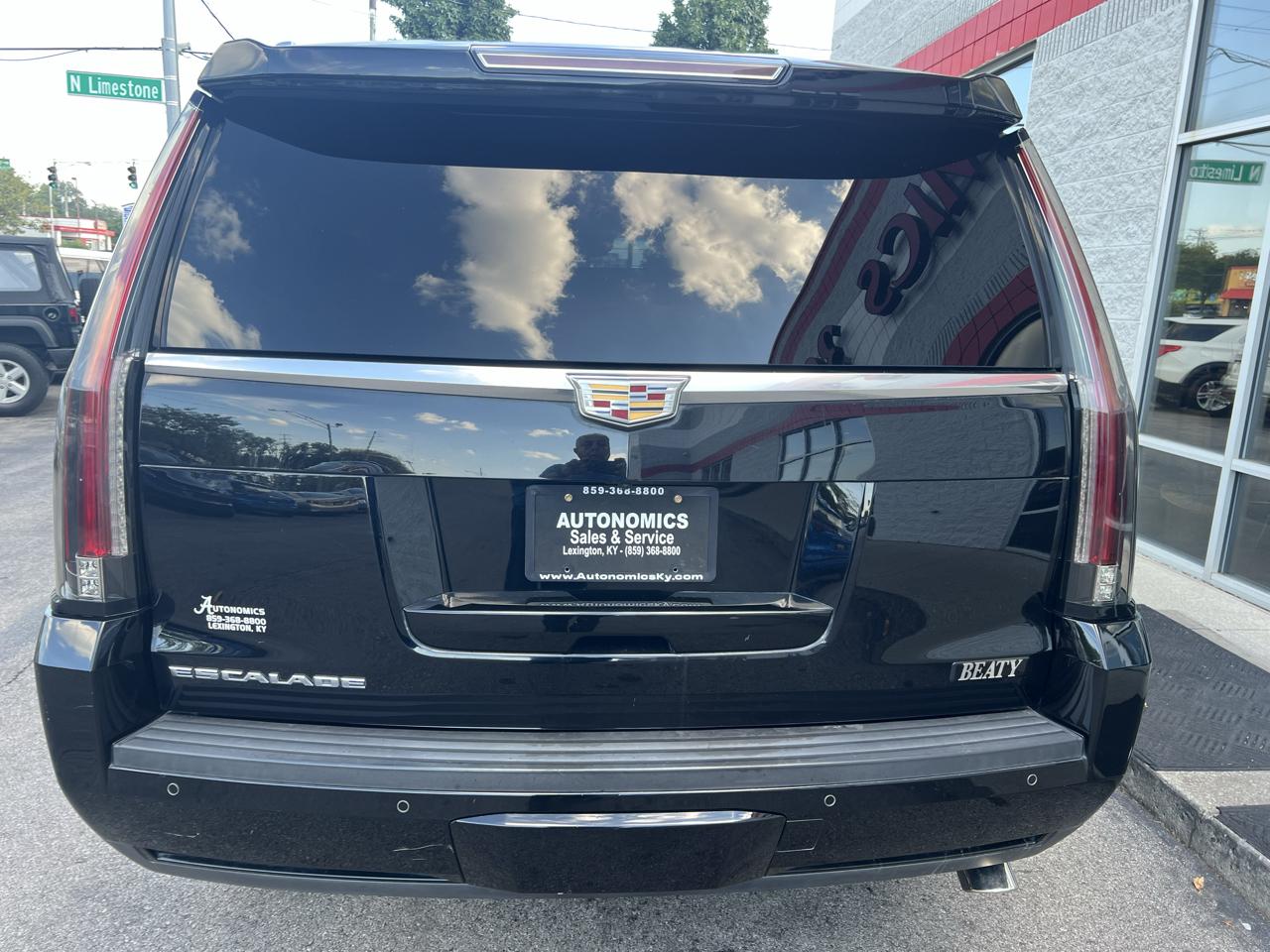Cadillac Escalade 2WD 4dr Premium Collection 2016