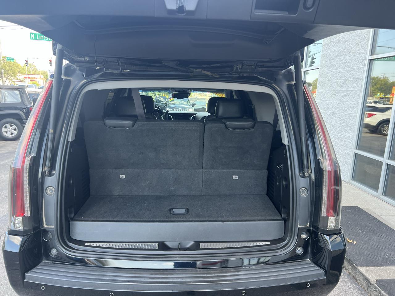 Cadillac Escalade 2WD 4dr Premium Collection 2016
