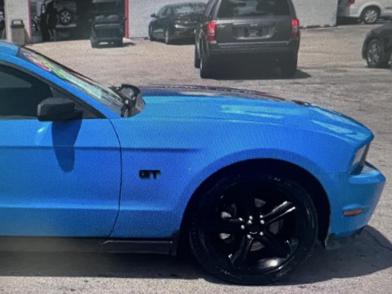 Ford MUSTANG GT  2010
