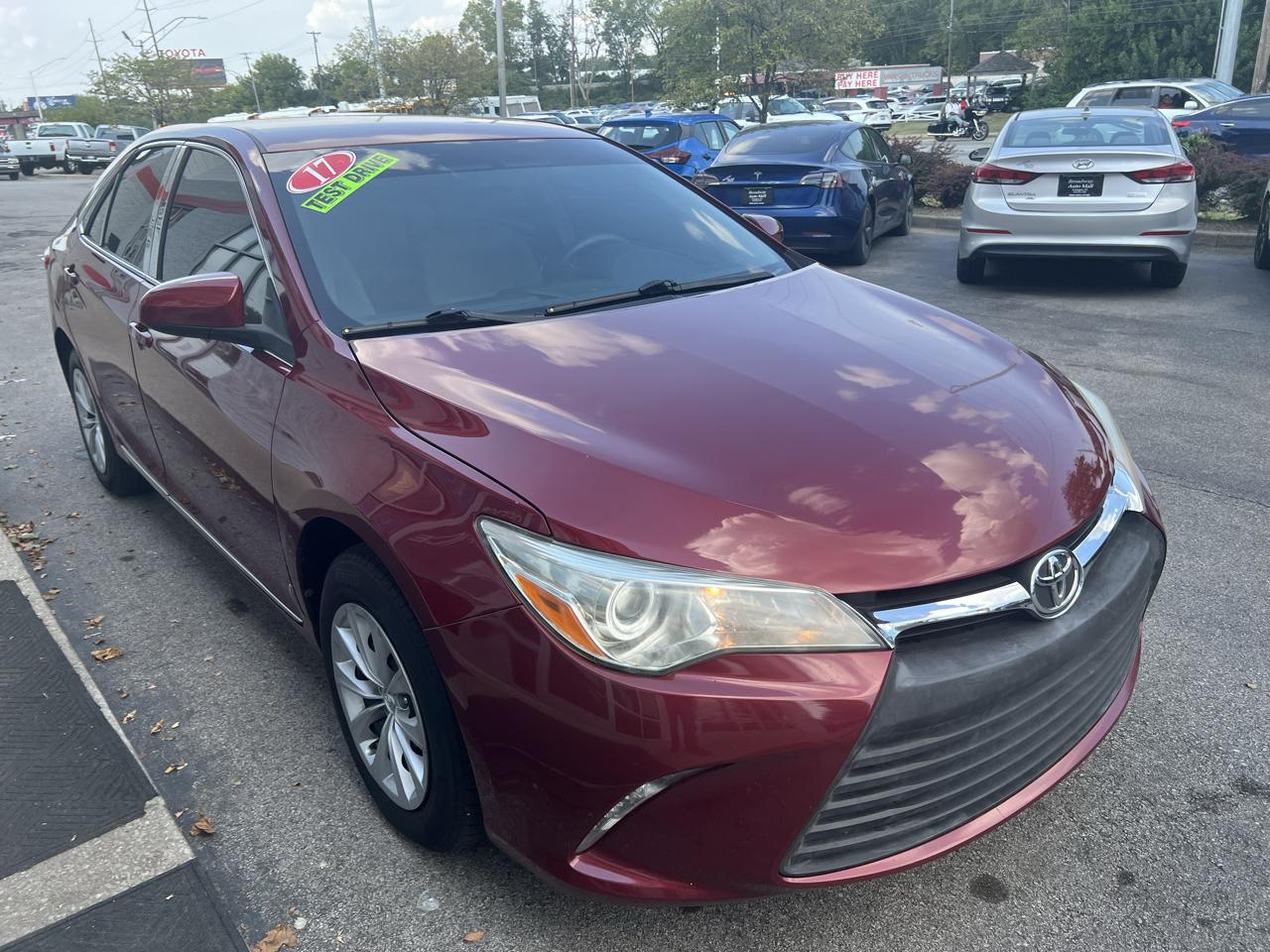 Toyota Camry XLE Auto (Natl) 2017