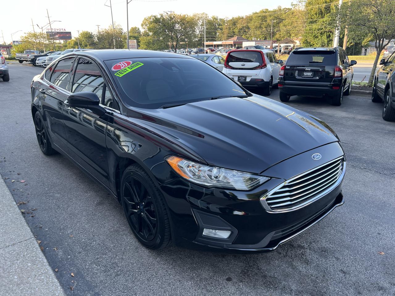 Ford Fusion SE FWD 2020
