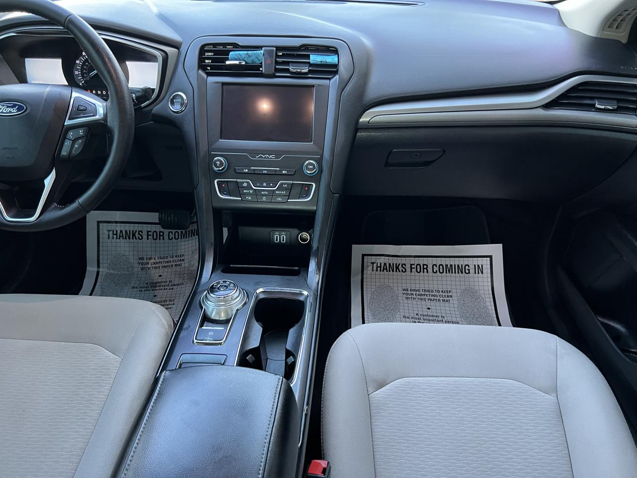 Ford Fusion SE FWD 2020