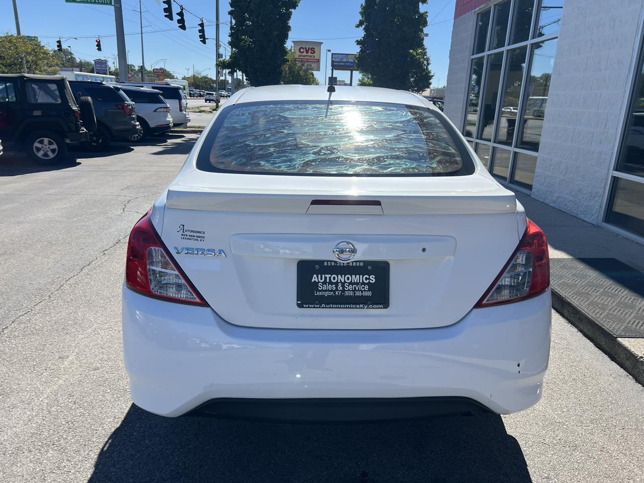 Nissan Versa Sedan S Plus CVT 2018
