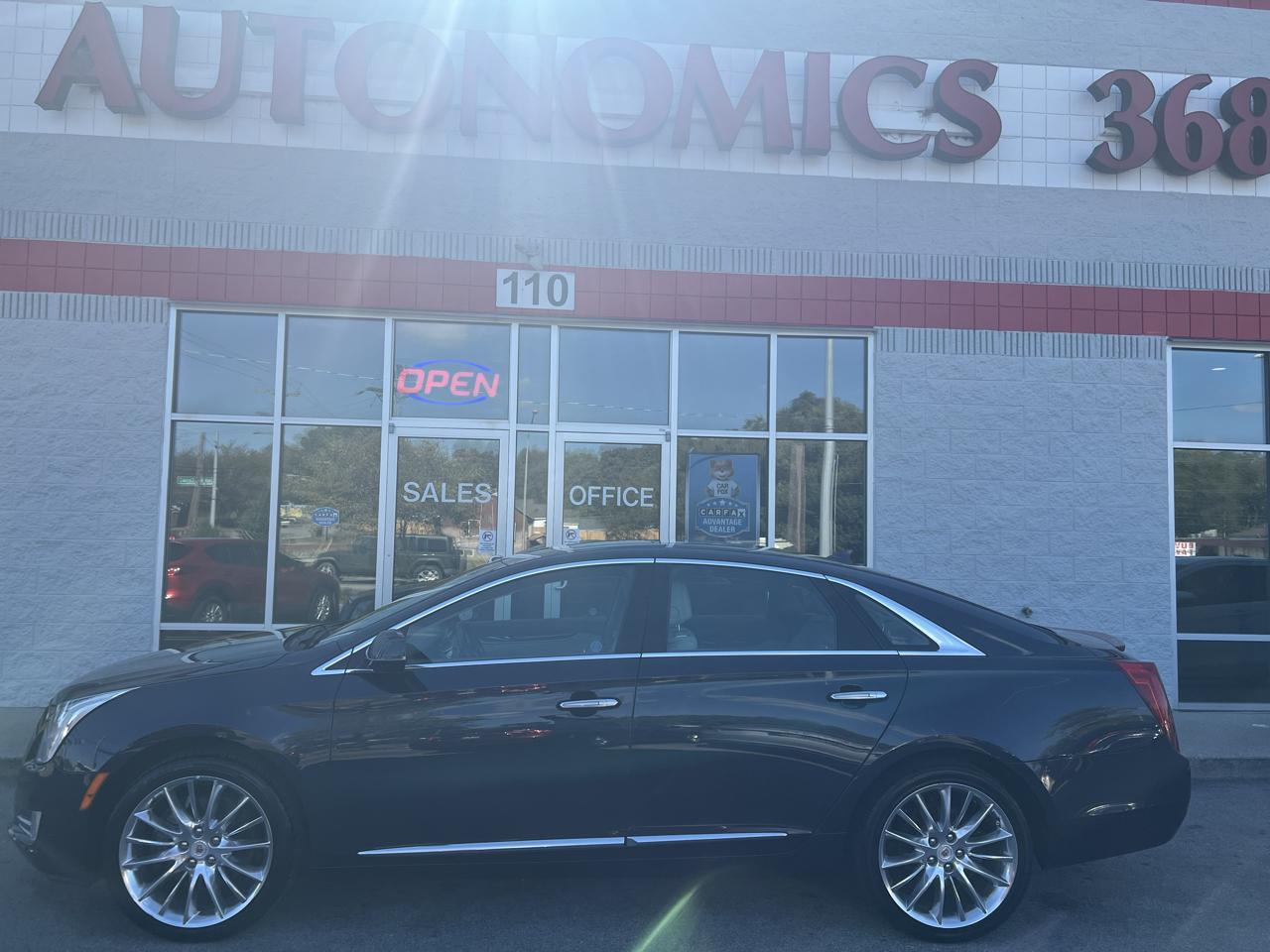 Cadillac XTS 4dr Sdn Platinum FWD 2013