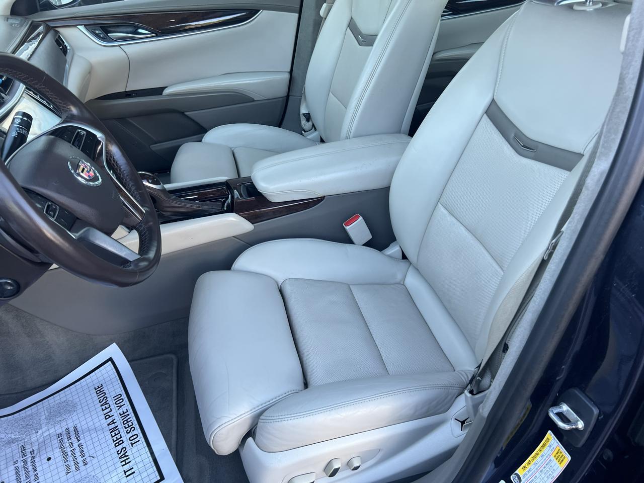 Cadillac XTS 4dr Sdn Platinum FWD 2013