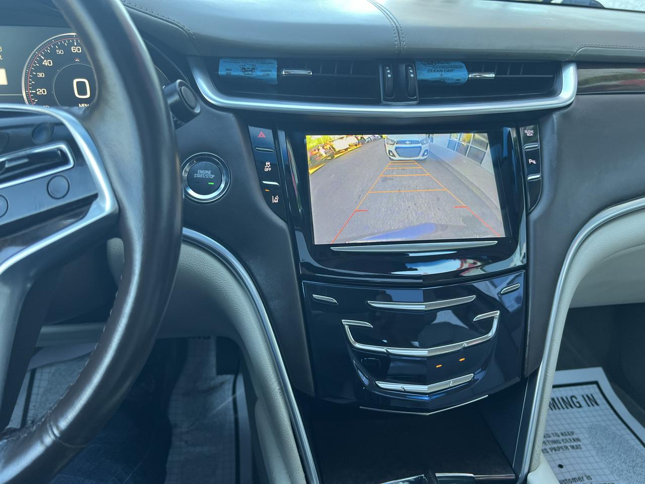 Cadillac XTS 4dr Sdn Platinum FWD 2013