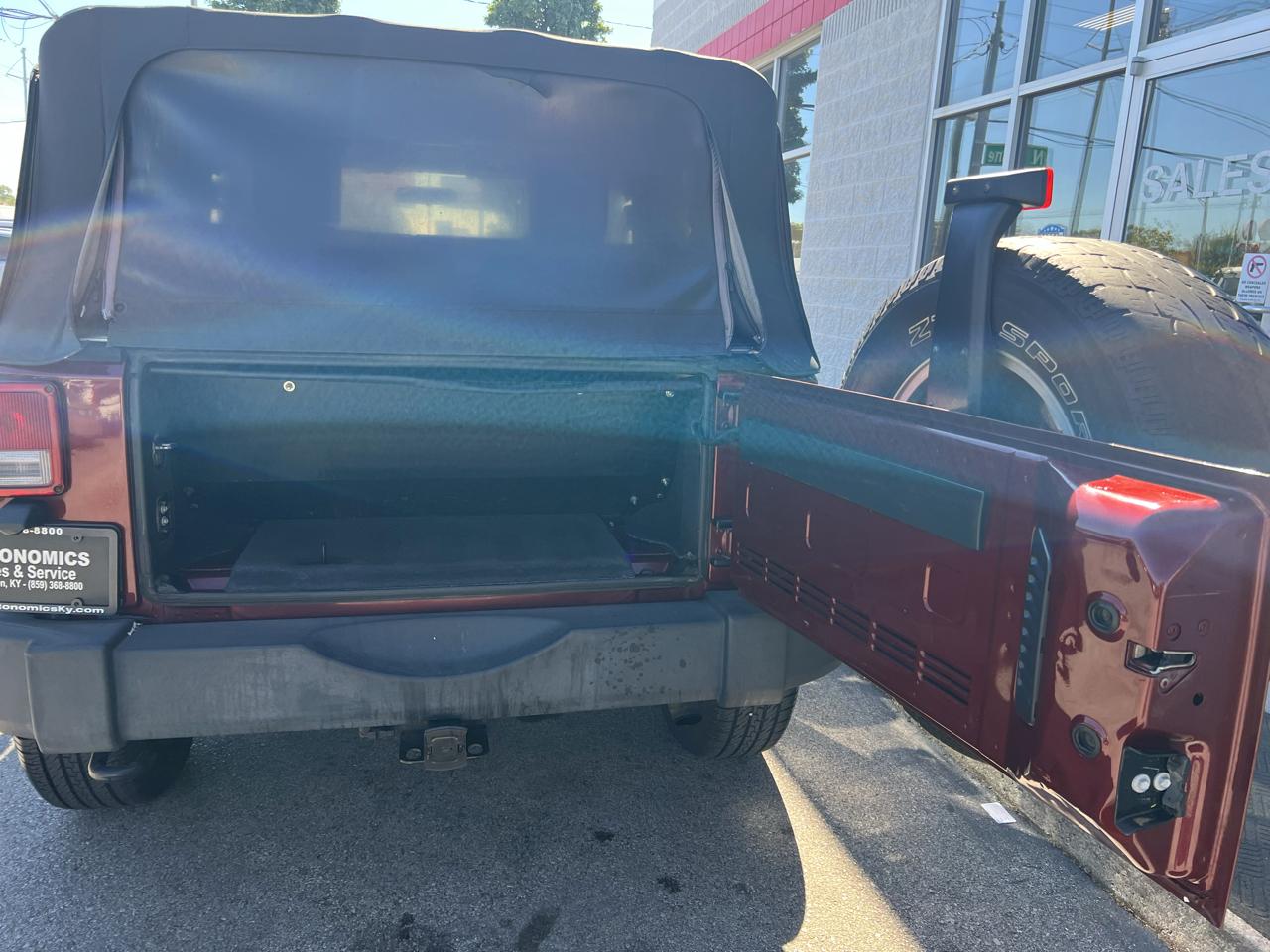 Jeep Wrangler 4WD 2dr Sport 2010