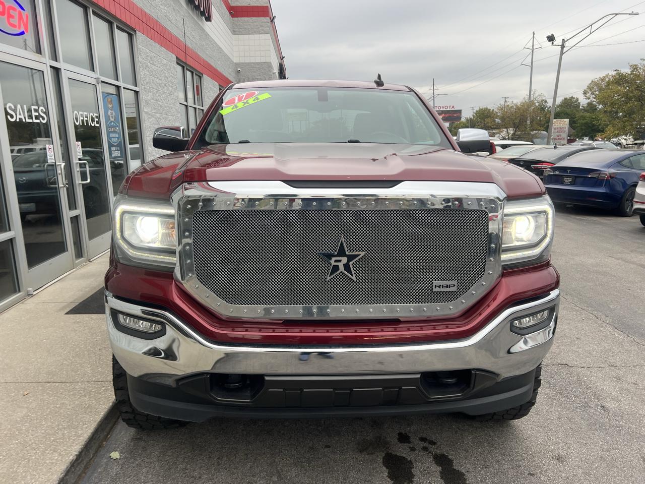 GMC Sierra 1500 4WD Crew Cab 143.5" SLT 2017
