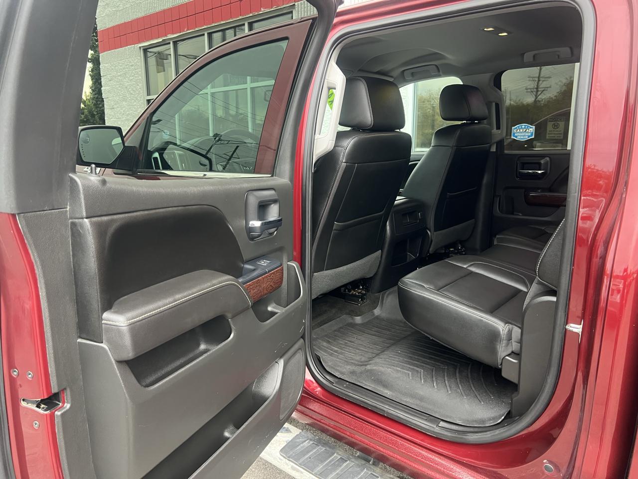 GMC Sierra 1500 4WD Crew Cab 143.5" SLT 2017