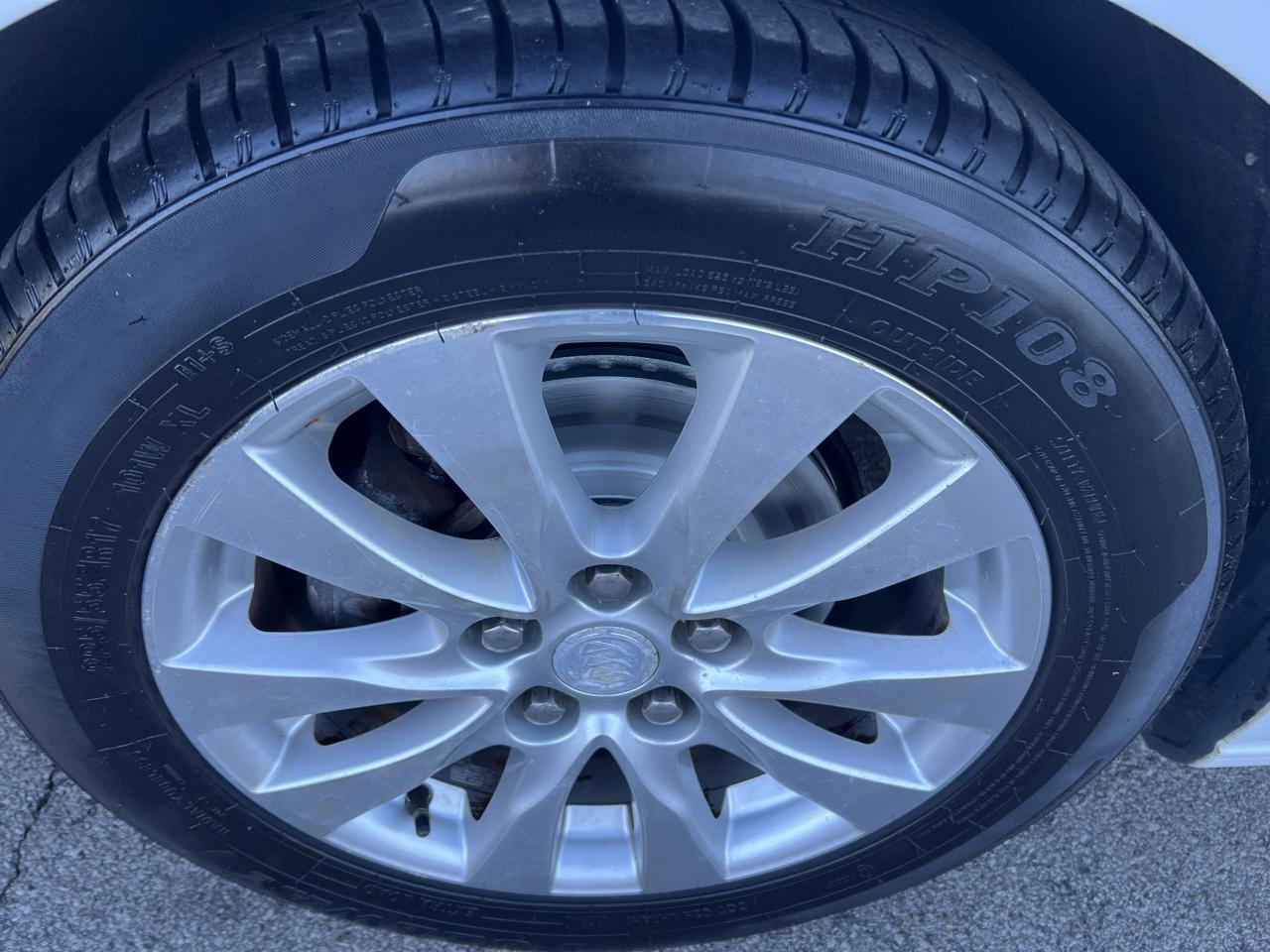 Buick LaCrosse 4dr Sdn Base FWD 2015