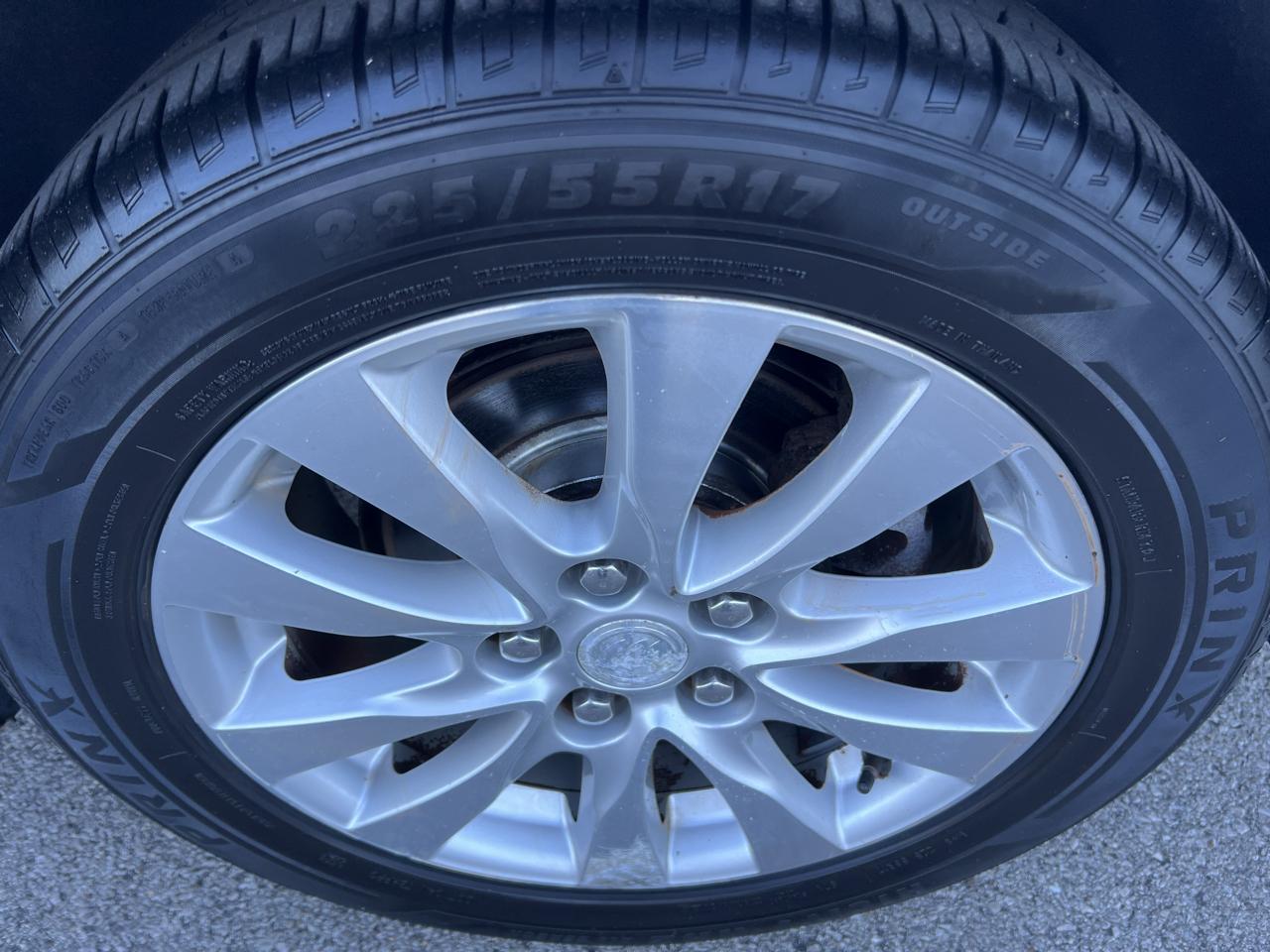 Buick LaCrosse 4dr Sdn Base FWD 2015