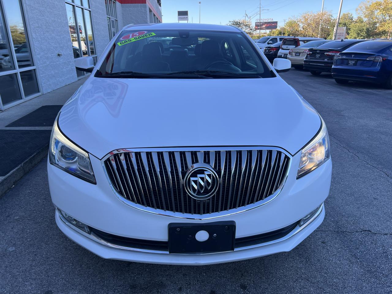 Buick LaCrosse 4dr Sdn Base FWD 2015