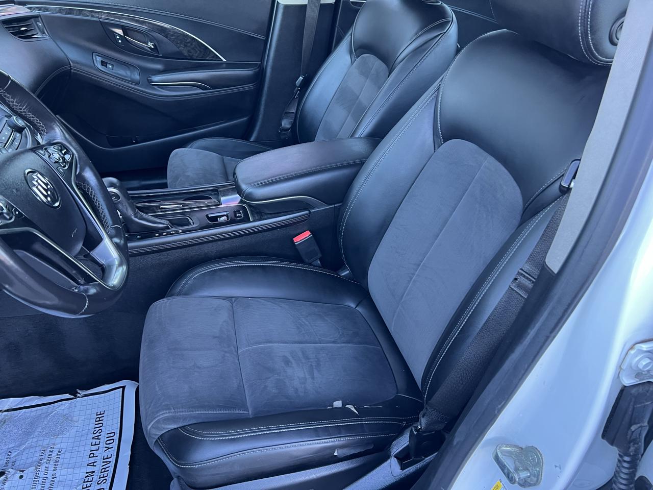 Buick LaCrosse 4dr Sdn Base FWD 2015