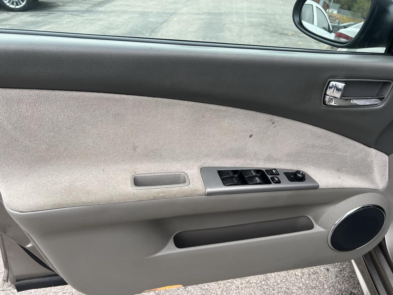 Nissan Altima 4dr Sdn I4 Auto 2.5 S 2005
