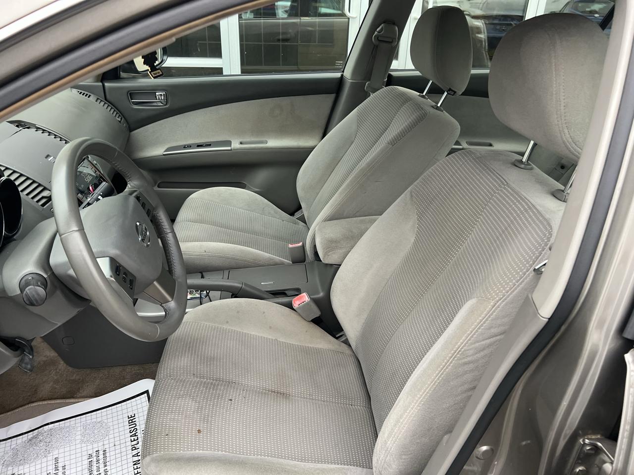 Nissan Altima 4dr Sdn I4 Auto 2.5 S 2005