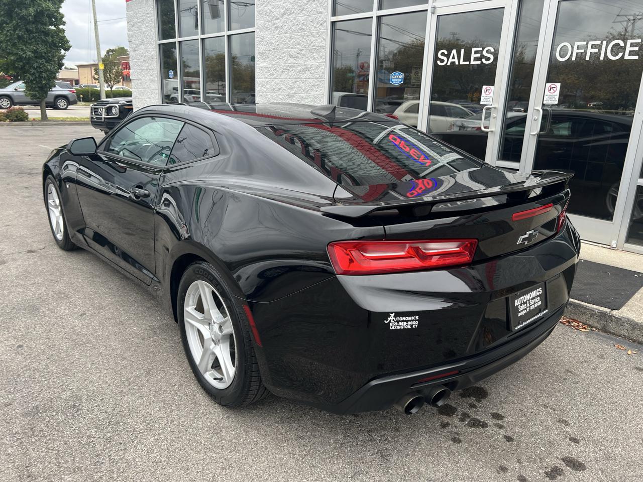 Chevrolet Camaro 2dr Cpe 1LT 2018