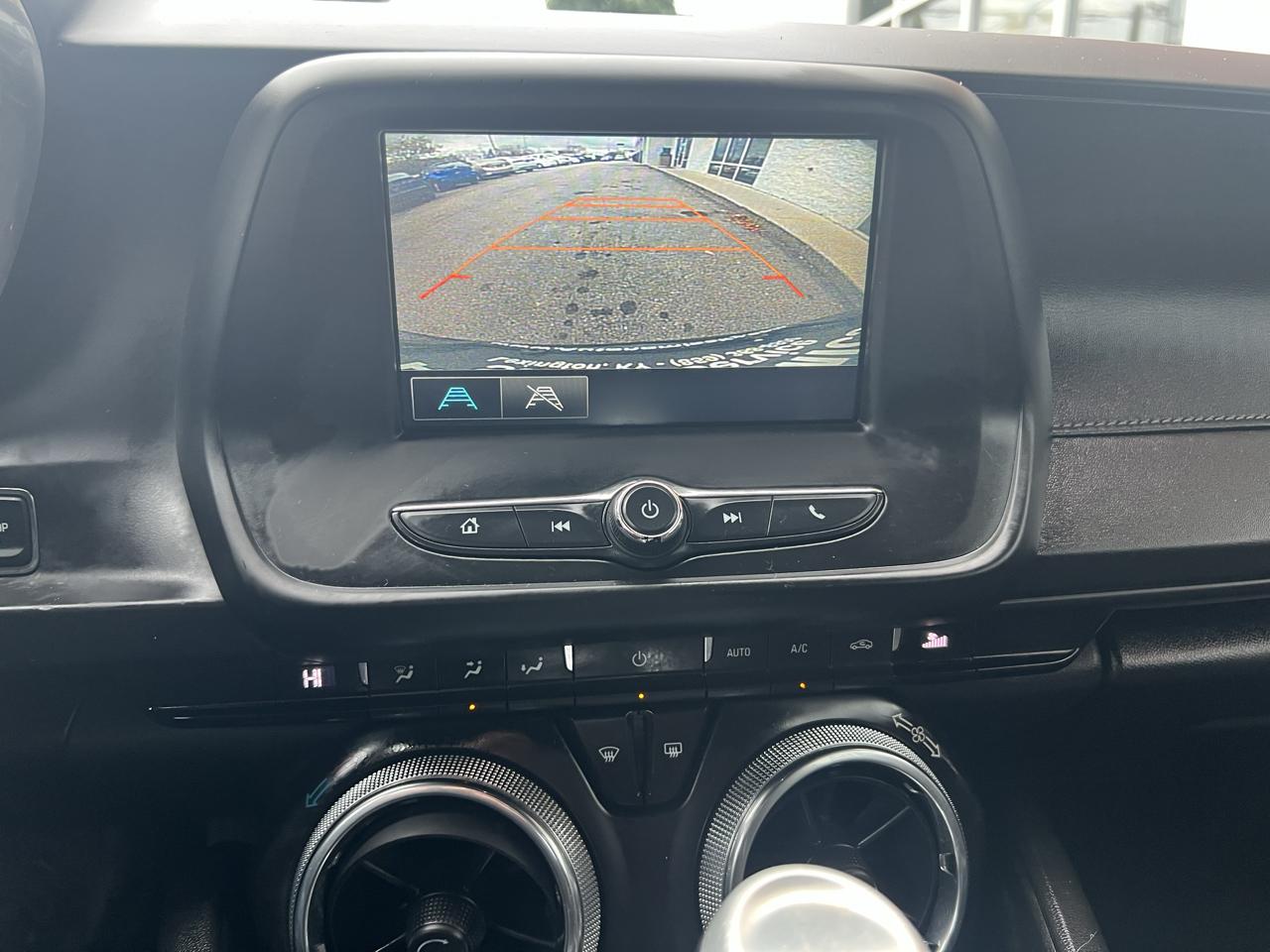 Chevrolet Camaro 2dr Cpe 1LT 2018