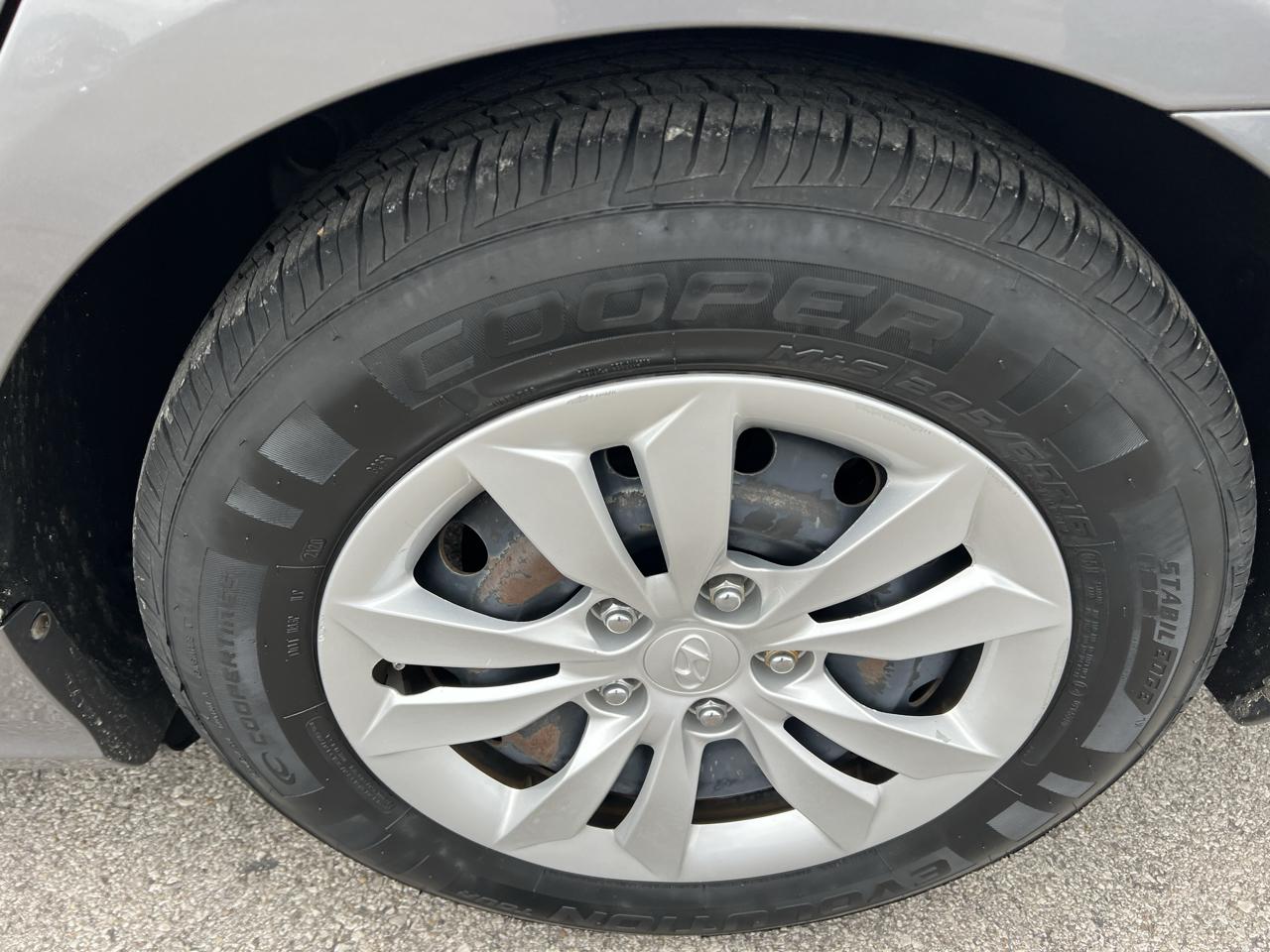 Hyundai Sonata 2.4L 2012