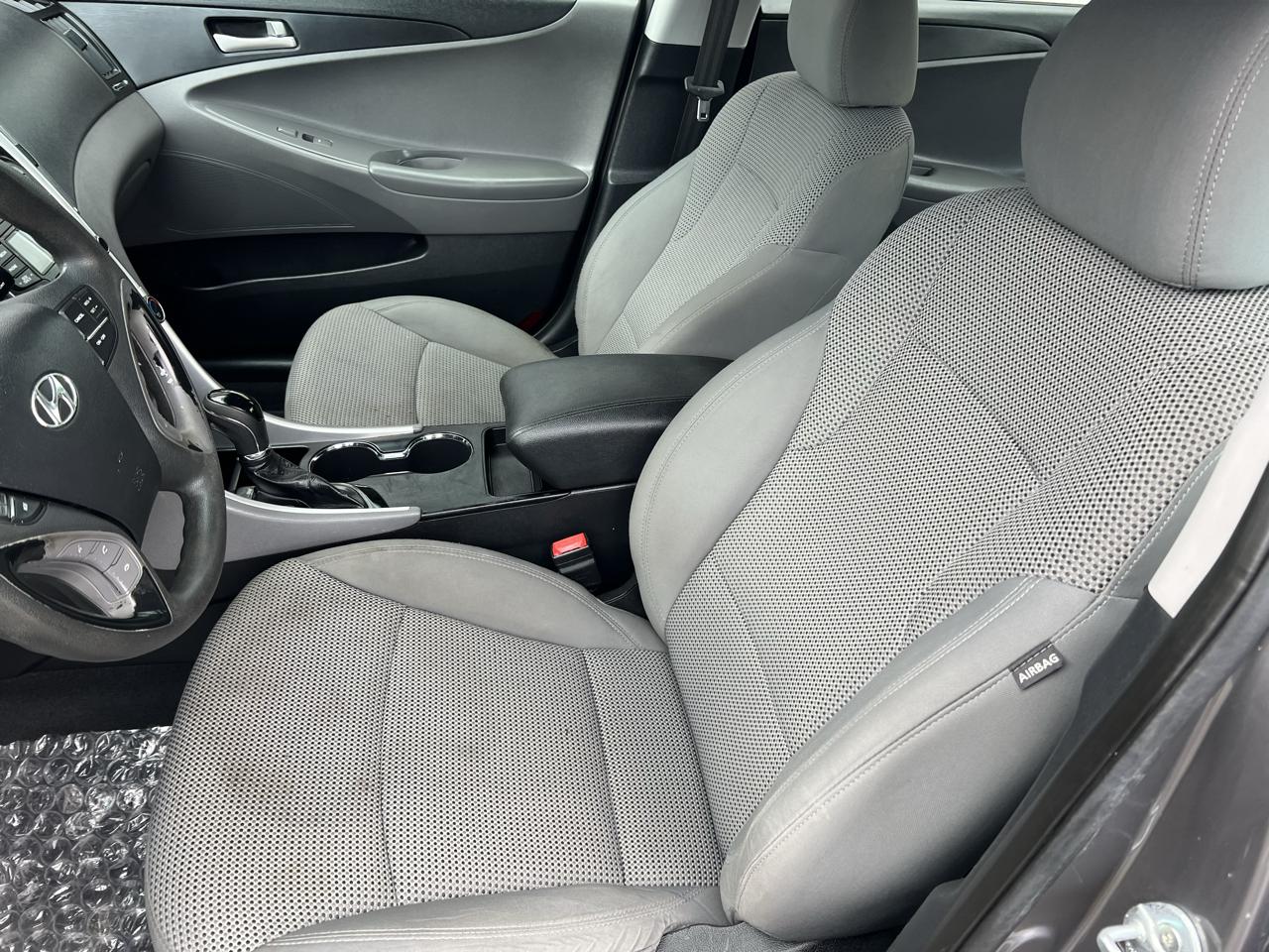 Hyundai Sonata 2.4L 2012