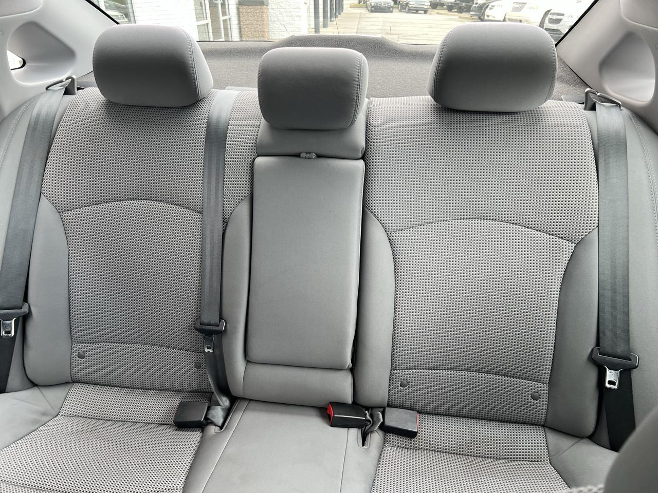 Hyundai Sonata 2.4L 2012
