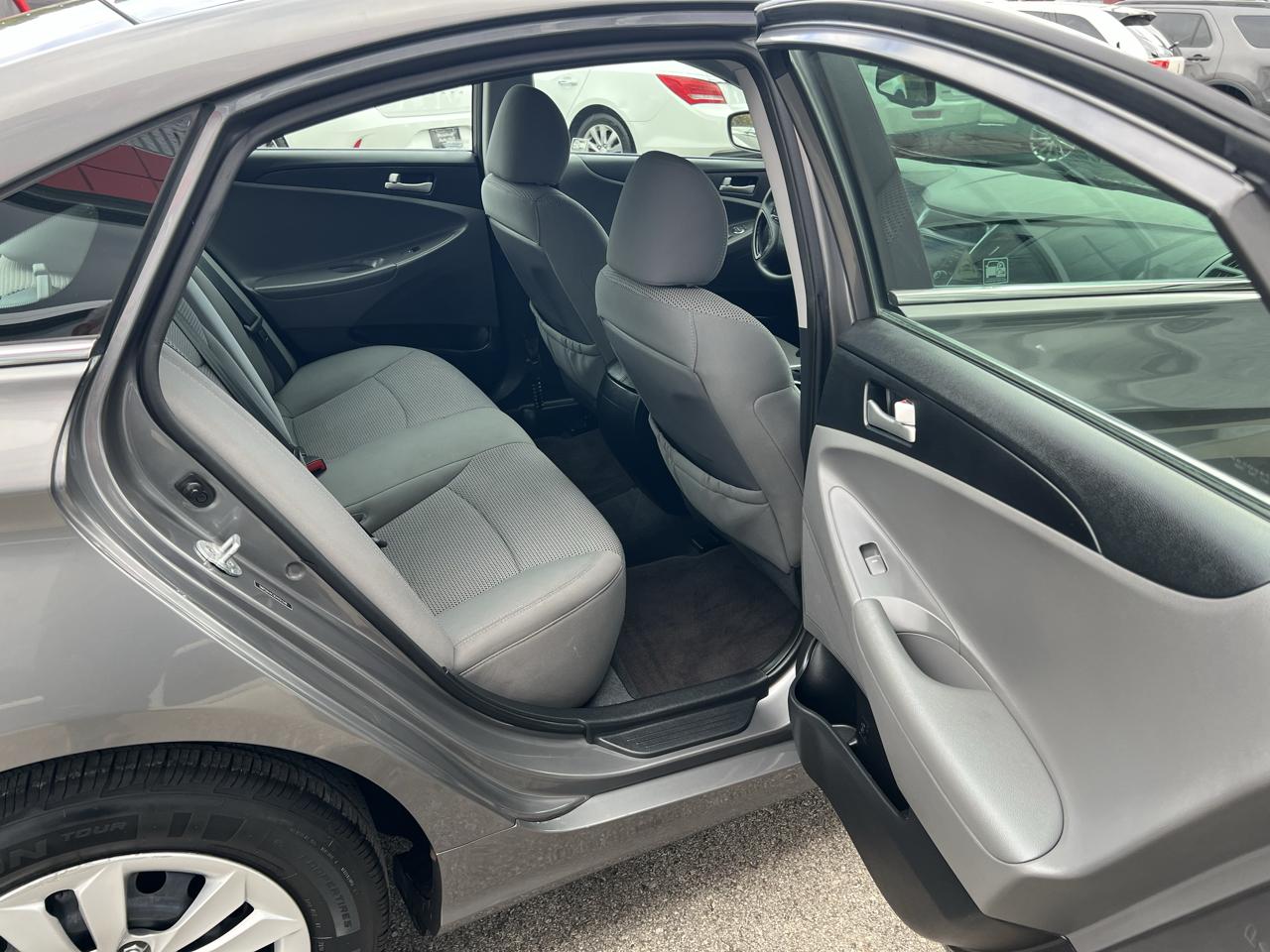 Hyundai Sonata 2.4L 2012
