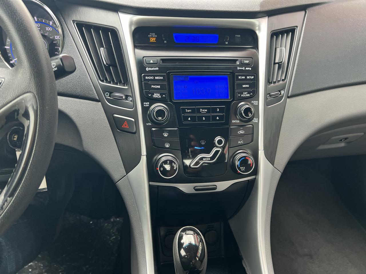 Hyundai Sonata 2.4L 2012