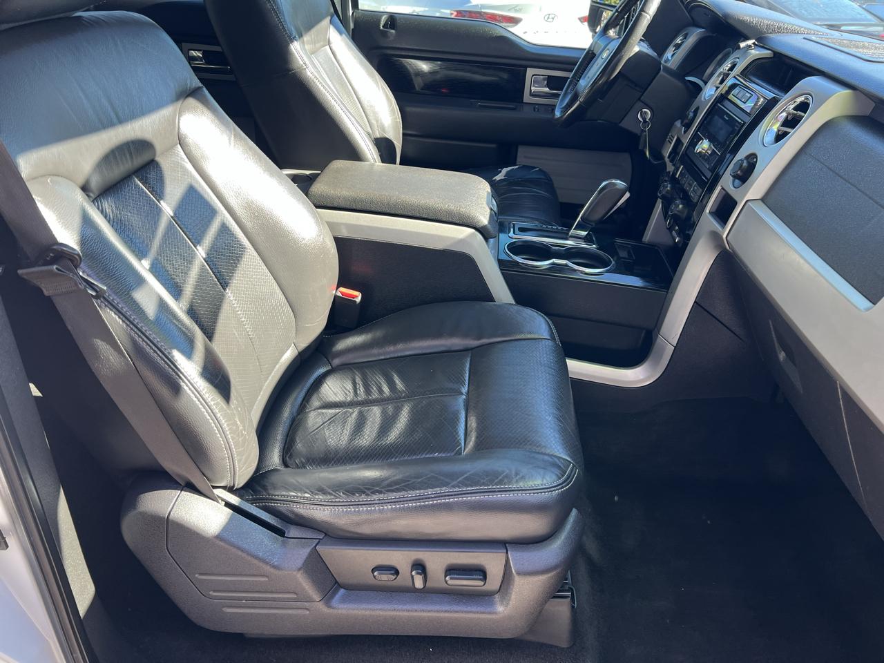 Ford F-150 4WD SuperCrew 145" FX4 2010